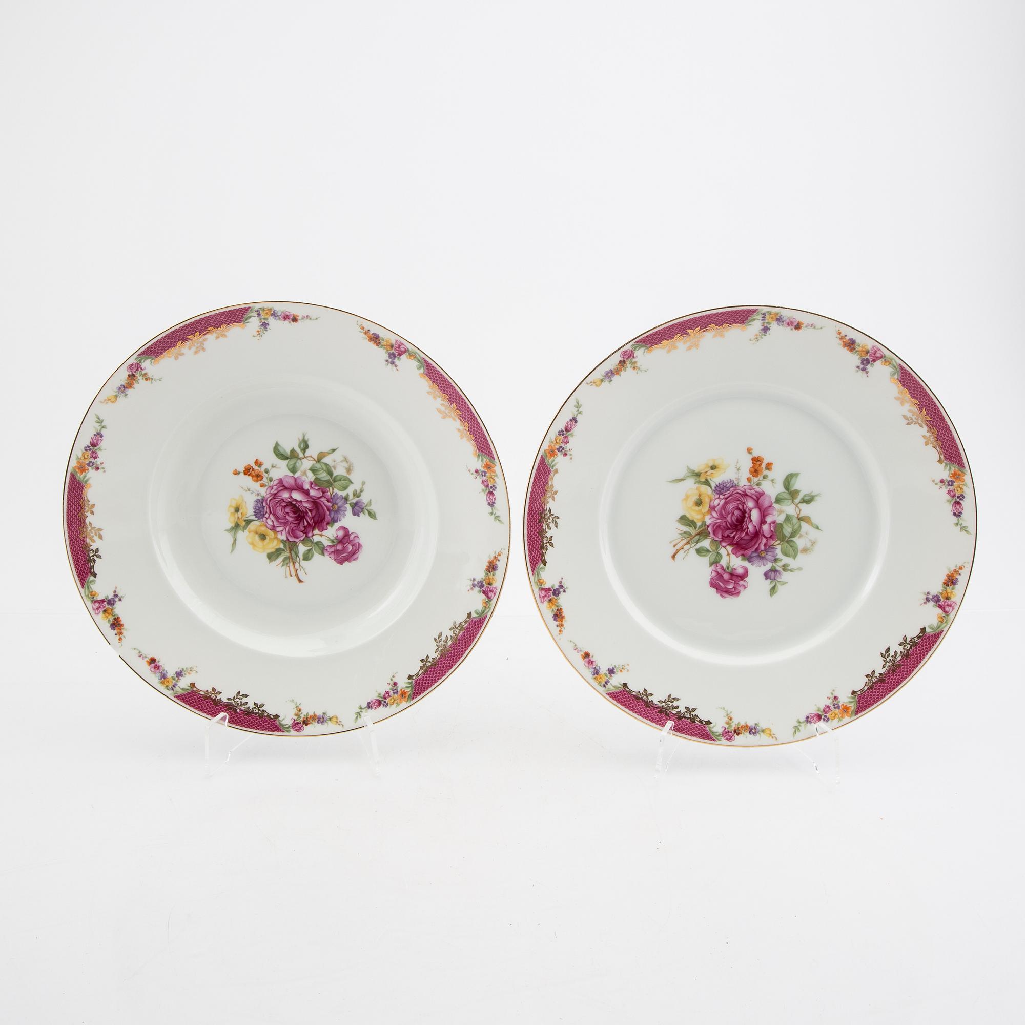 Servis "Josephine" 71 dlr Rosenthal porslin 1900-talets första hälft.