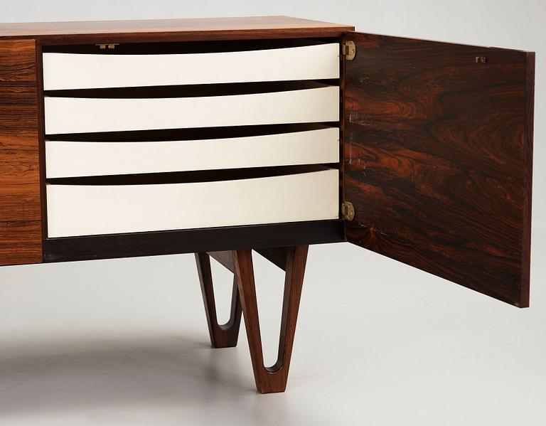 IB KOFOD LARSEN, sideboard, Säffle Möbelfabrik, 1960-tal.