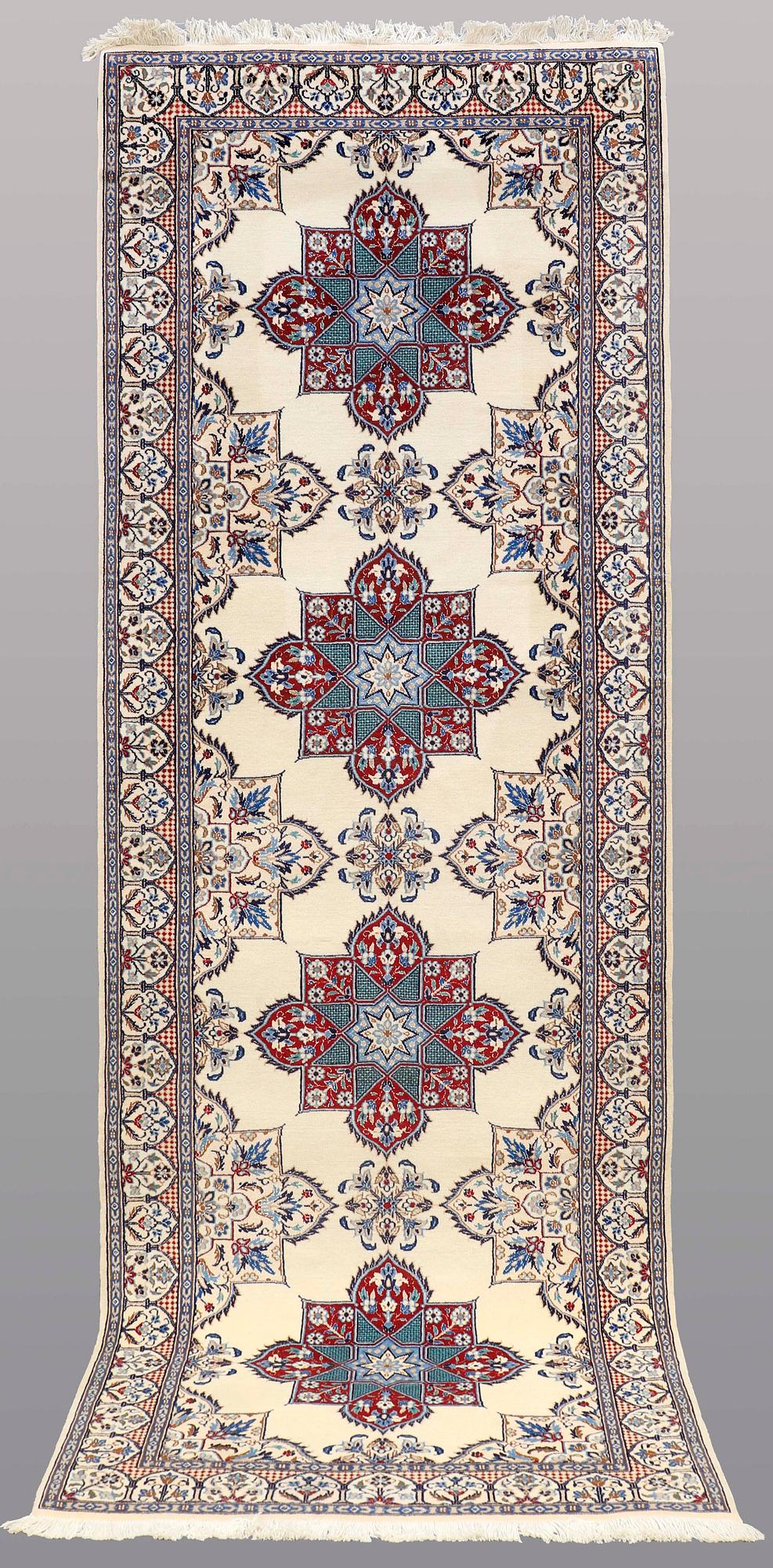 A RUNNER, Nain part silk , so called 9LAA, 300 x 99 cm.