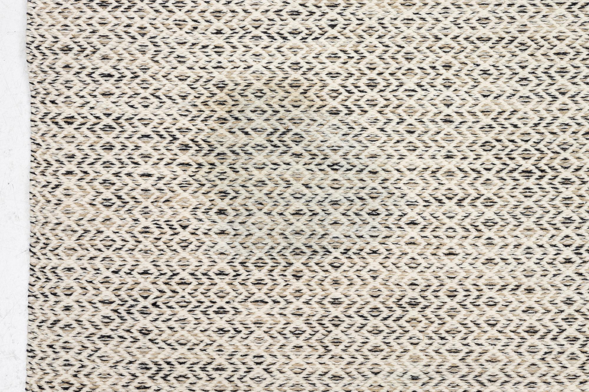 Matta, 390 x 240 cm., modern tillverkning.