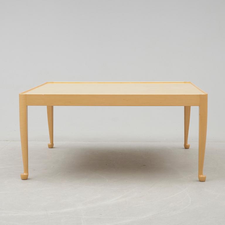 JOSEF FRANK, soffbord, "Diplomat", Firma Svenskt Tenn, modell 2073.