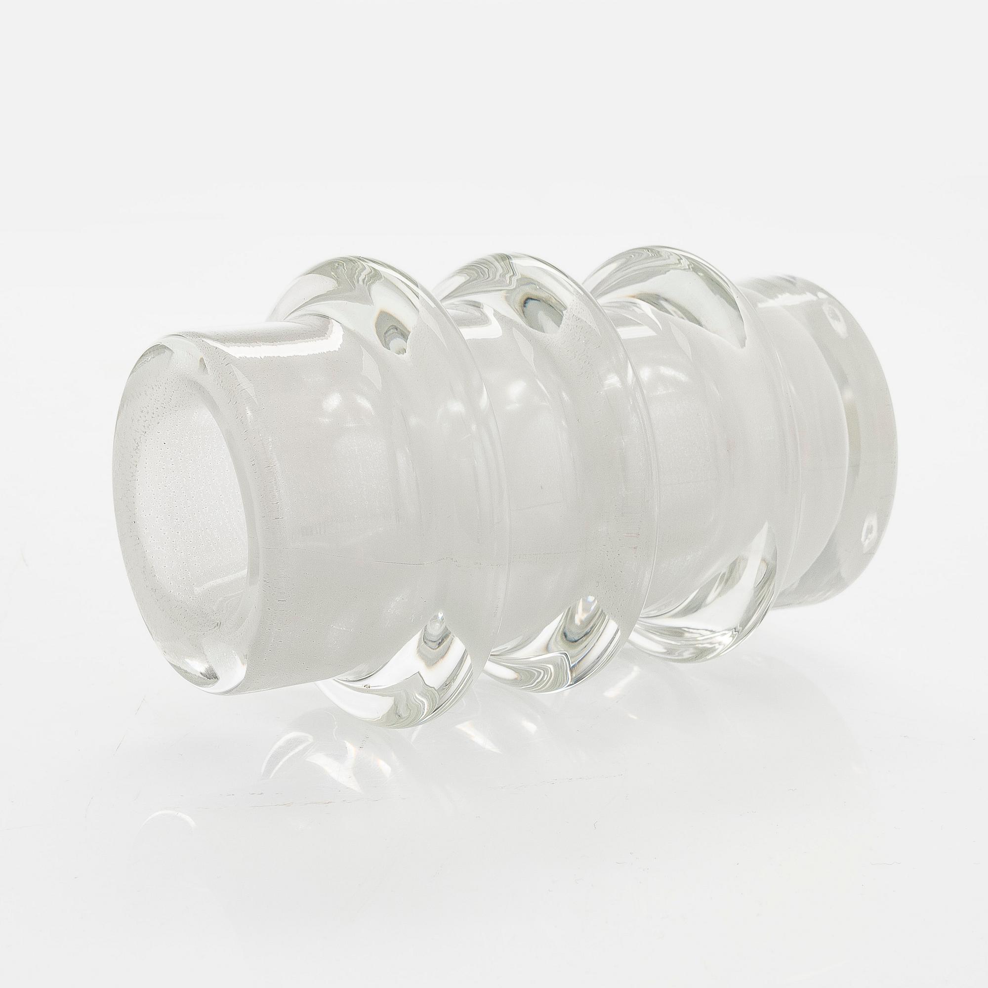 Oiva Toikka, Glasskulptur, N466, OT36. Undertecknad Nuutajärvi Notsjö.