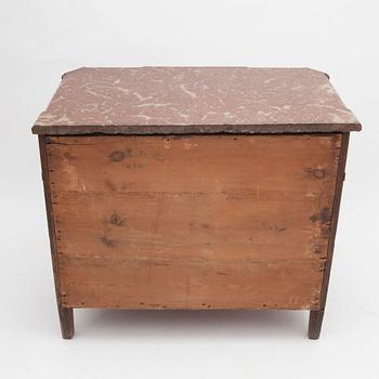 A CHEST O DRAWERS.