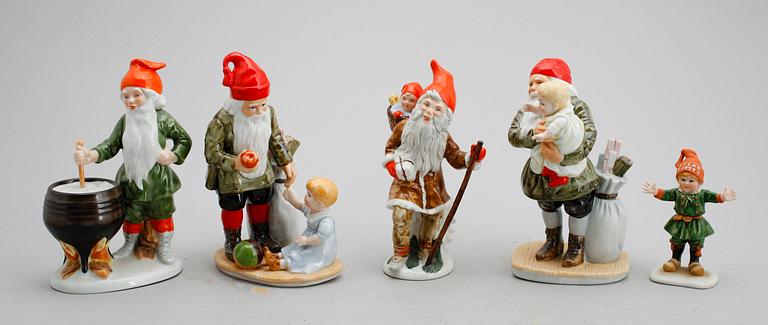 FIGURINER, 5 st, porslin, efter Jenny Nyström.