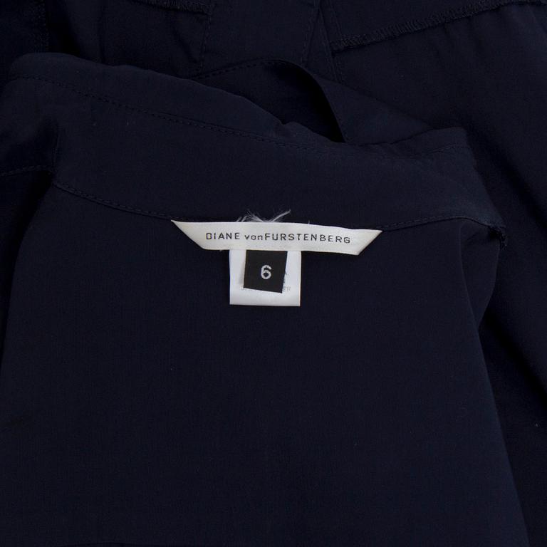 KLÄNNING, Diane von Furstenberg, storlek 6.