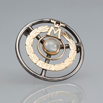 MÄRKE/BROSCH, Motormännens riksförbund, silver och 18k guld. Tot 6,5 g.
