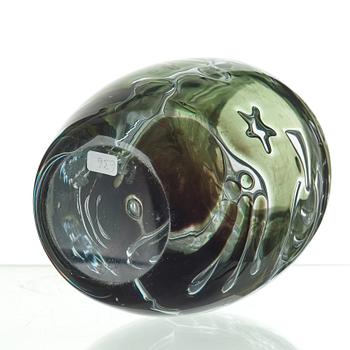 Edvin Öhrström, An Edvin Öhrström ariel glass vase, Orrefors, Sweden 1937.