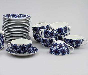SERVISDELAR, 16 st, porslin, "Mon Ami", Marianne Westman, Rörstrand, 1900-talets andra hälft.