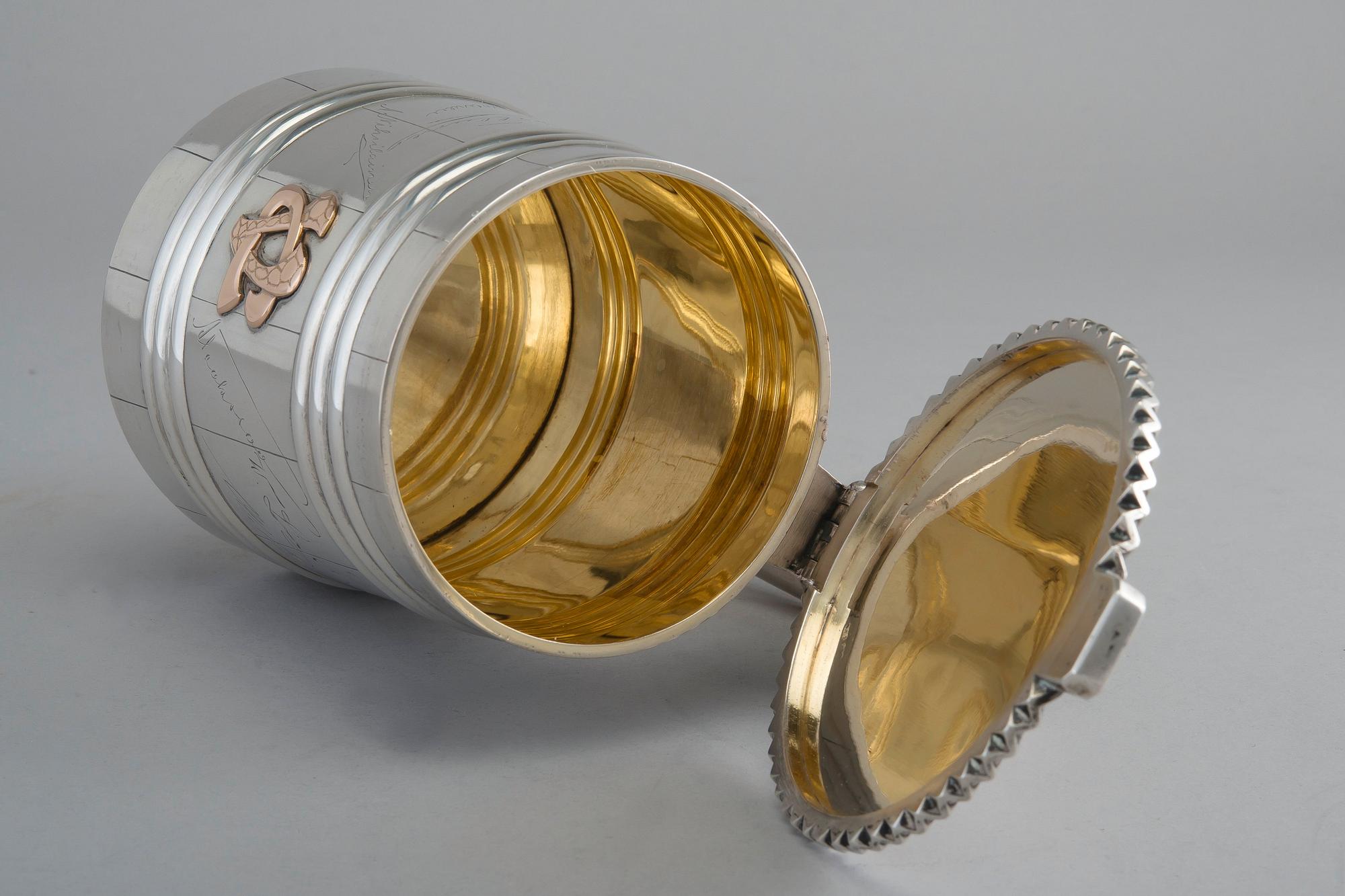 STOP, 84 silver. Robert Kohun St. Petersburg 1882. Höjd 17 cm, vikt 783 g.