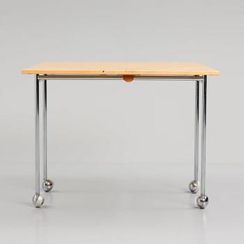 Bruno Mathsson, a drop leaf table 'Berit' in burled birch, Bruno Mathsson International, Sweden.