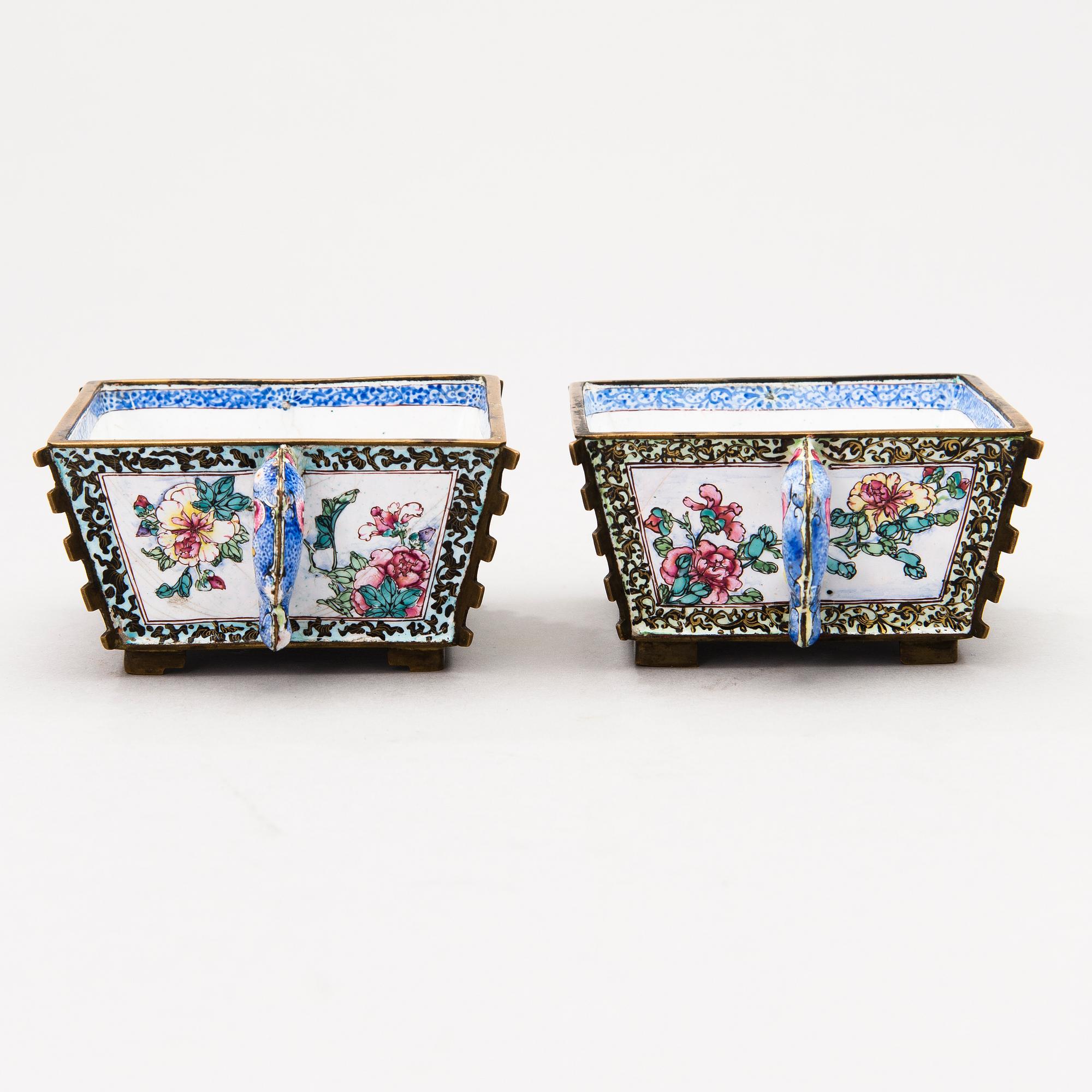 A pair of mid 18th Century Chinese enamel bowls.