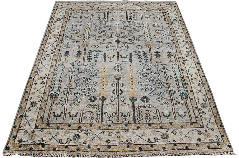 A carpet, Mamluk Design, ca 303 x 241 cm.