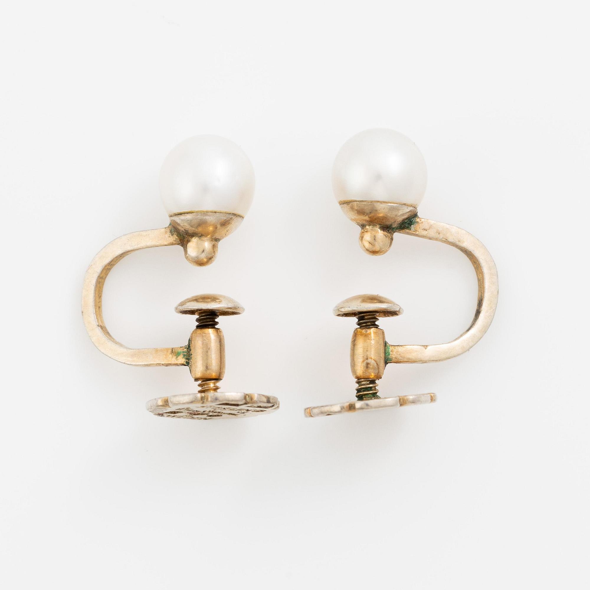 Wiwen Nilsson, a pair of earrings, gilded silver with pearls, Lund 1943.