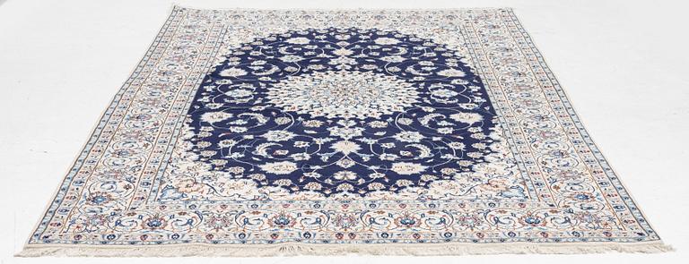 Carpet, Nain, approx. 300 x 200 cm.