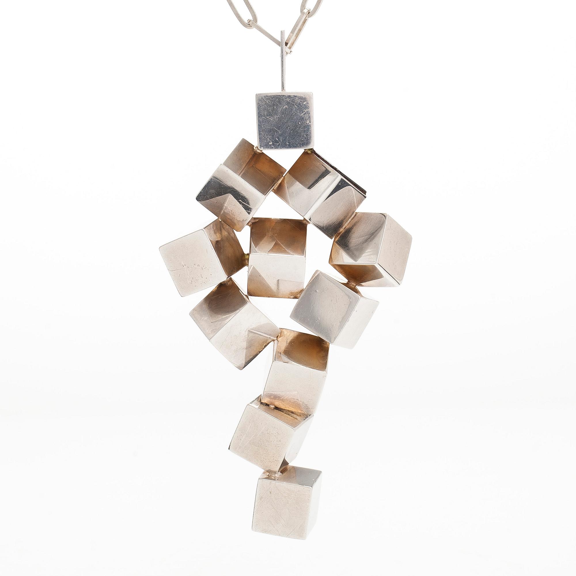 Helge Narsakka, a silver and spectrolite pendant, 1974.