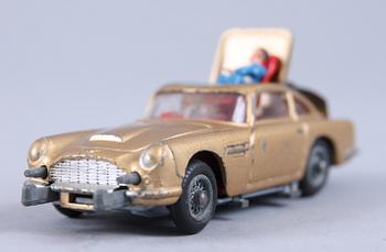 LEKSAKSBIL, Aston Martin, Corgi Toys.