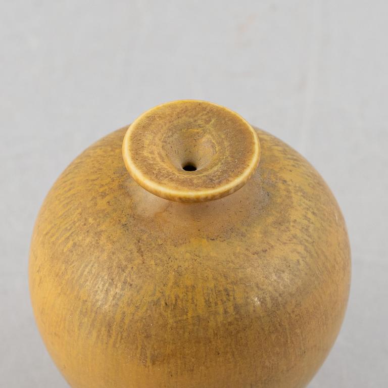 Berndt Friberg, a stoneware miniature vase, Gustavsberg Studio 1976.