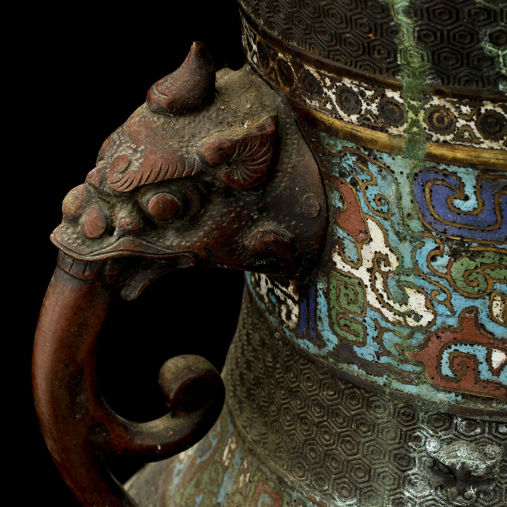 URNA, cloisonne, Kina, 1900-tal.