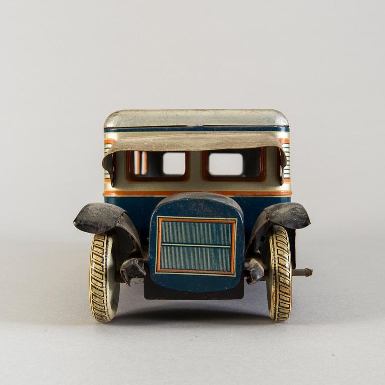 A Günthermann tinplate "Omnibus Cie" toy bus, Germany, 1930s.