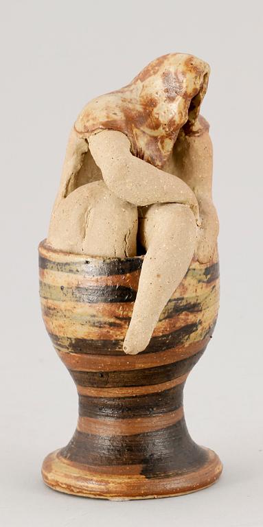 FIGURIN. Stengods, sign Lisa Larson, dat -84, Gustavsberg.