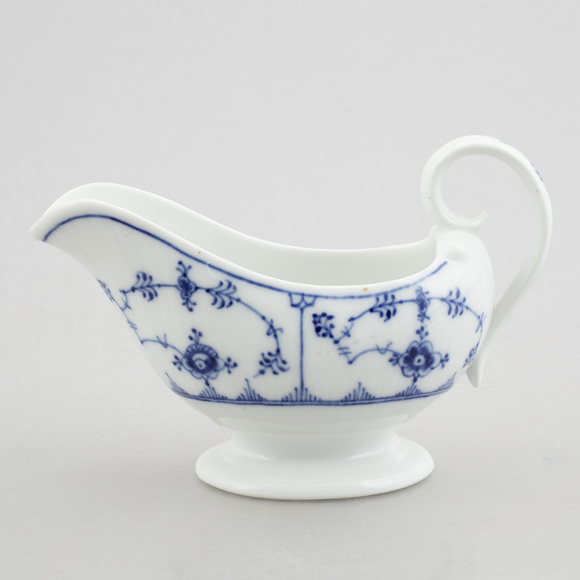 Three salt and pepper shakers, a sauce boat and a sauce tureen, "Blue Fluted"/"Musselmalet", Royal Copenhagen.
