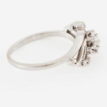 Ring, 18K white gold set with brilliant-cut and octagonal-cut diamonds.