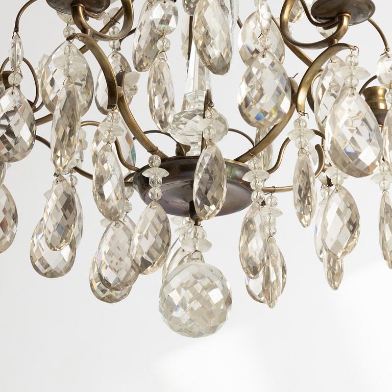 Ljuskrona, rokokostil, 1900-talets första hälft.