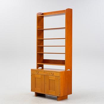 Josef Frank, a model 2112 mahogany veneered bookshelf, Firma Svenskt Tenn, Sweden.