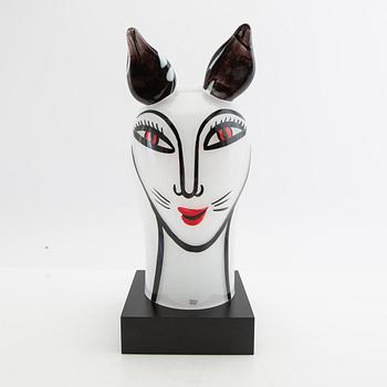 Ulrica Hydman-Vallien,.