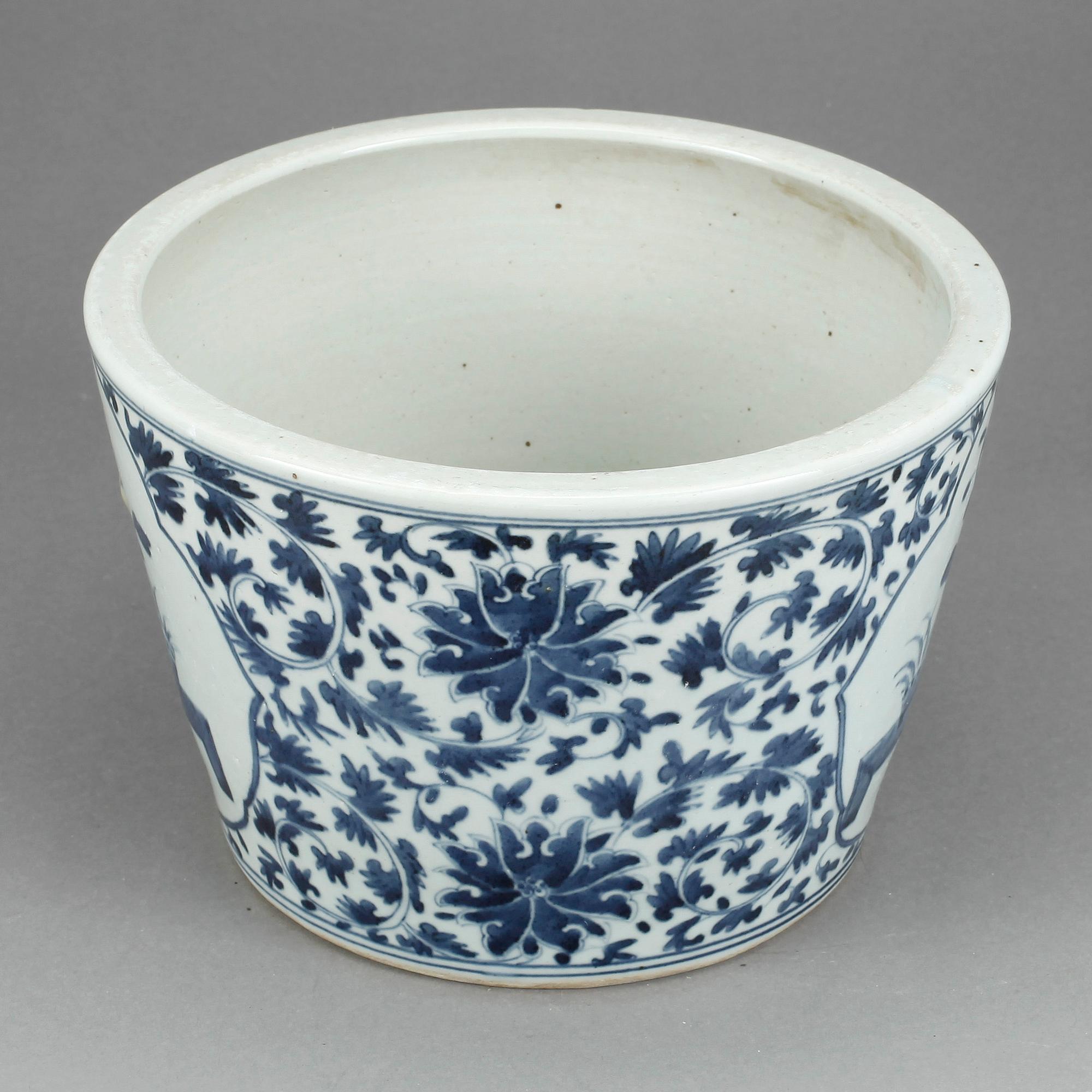 YTTERFODER, porslin, Kina, 1900-tal.