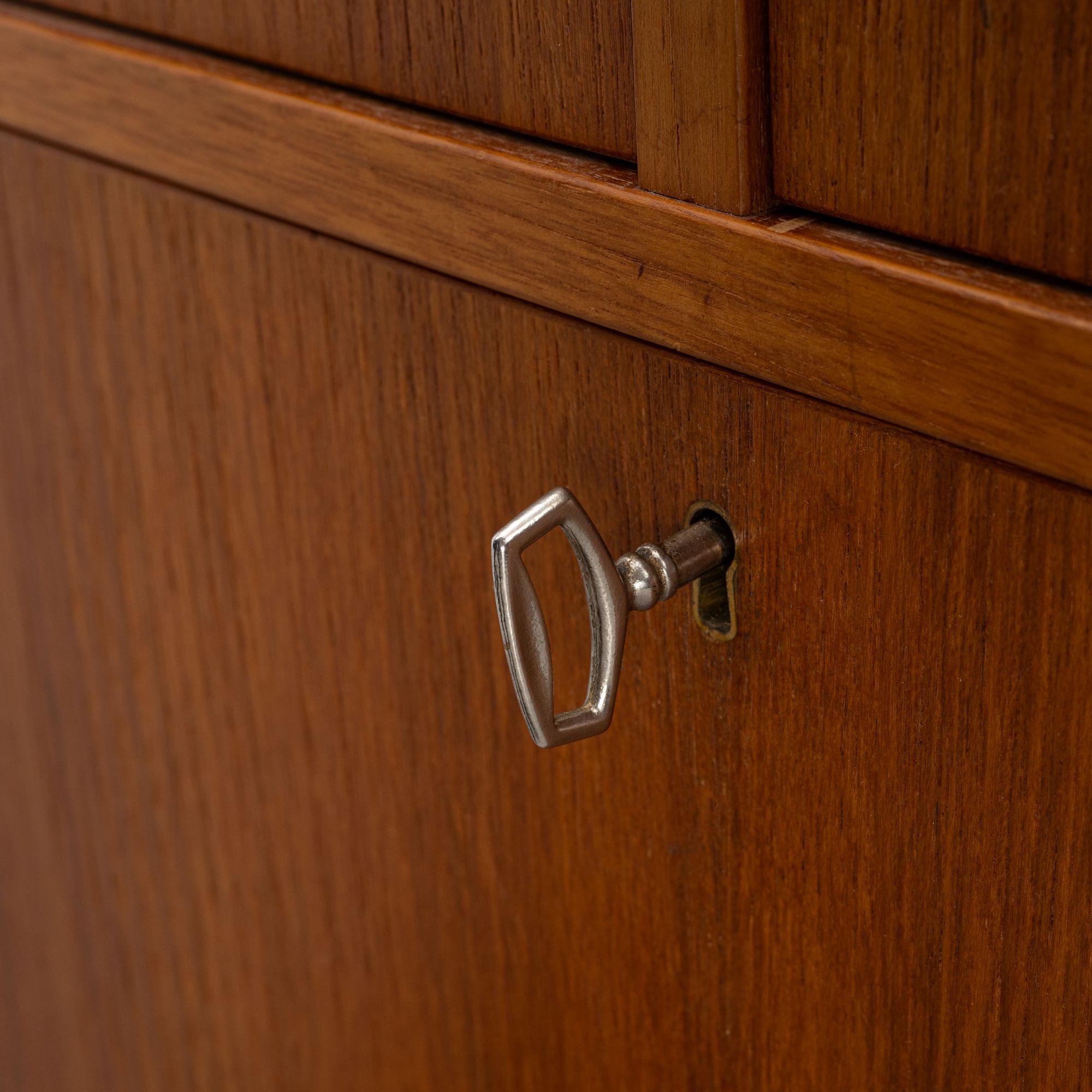 Skåp, 3 st,  1960-tal.