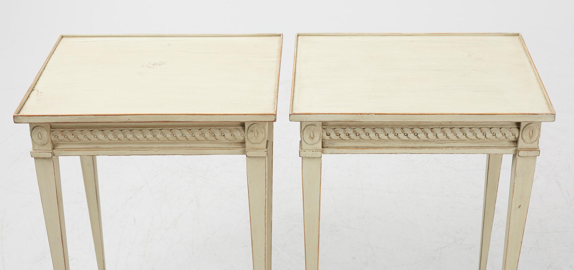 Sidobord, ett par, sengustaviansk stil, tidigt 1900-tal.