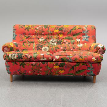 A 'Hemmakväll' sofa by Carl Malmsten.