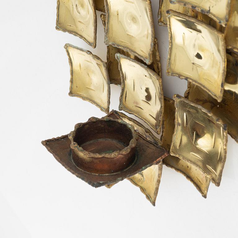 Claës E. Giertta, a brass wall sconce, second half of the 20th Century.