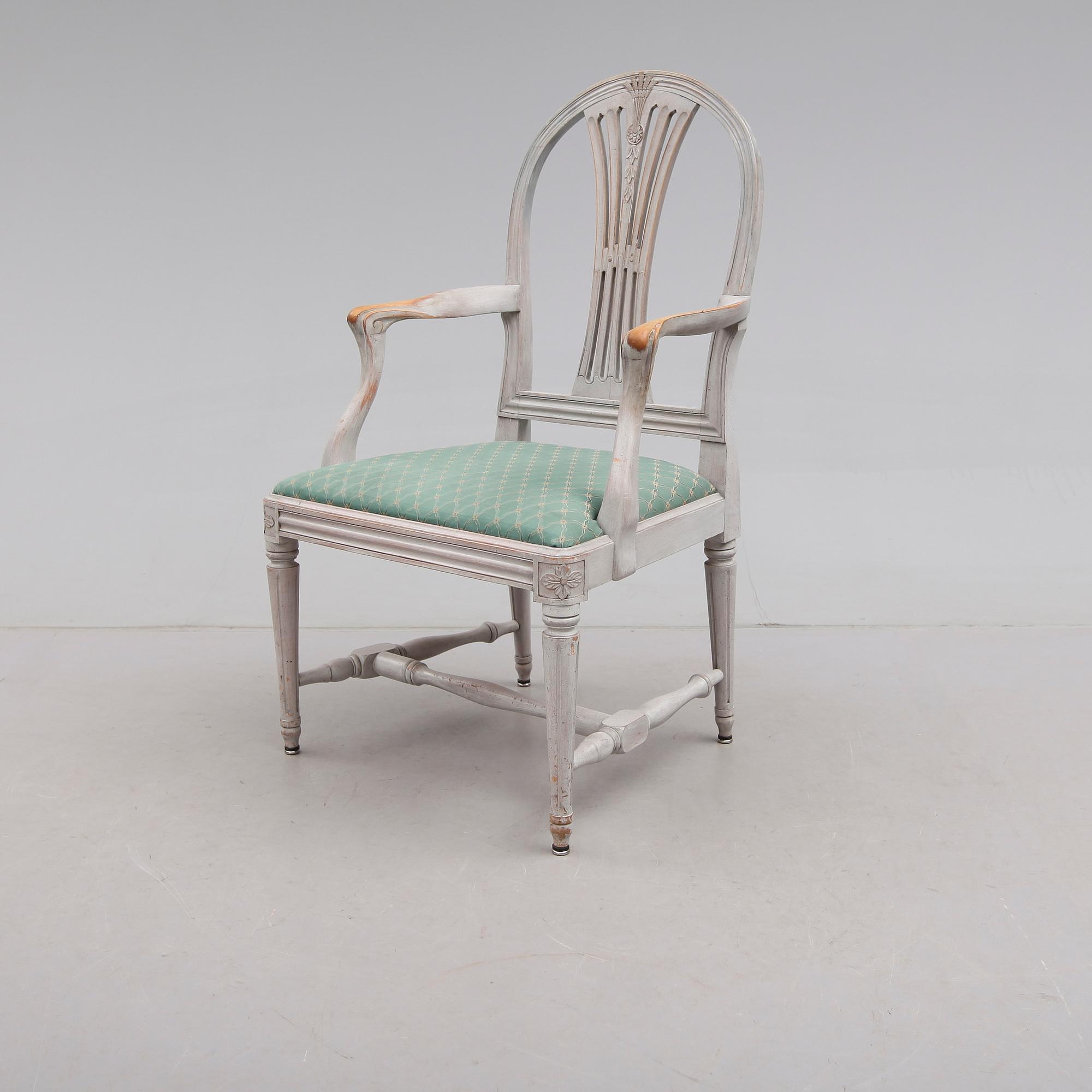 KARMSTOL, gustaviansk stil, 1900-talets andra hälft.