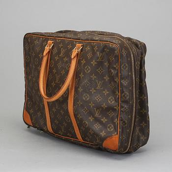 VÄSKA, "Sirius 45", Louis Vuitton.