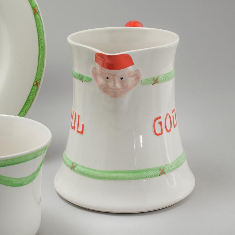 14 pieces of porcealin tableware from Gustavsberg, model "Jul", second half of the 20th century.