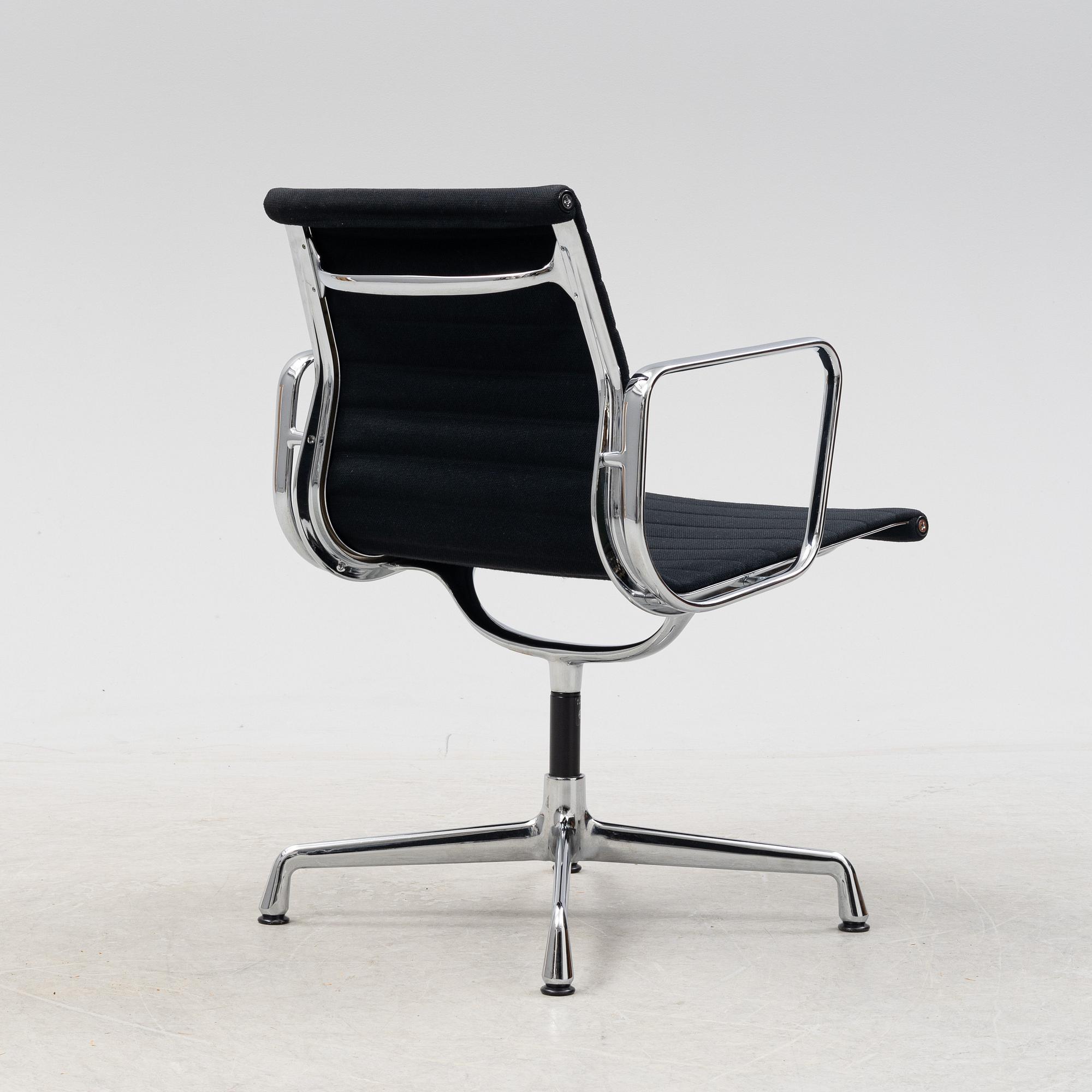 A EA 108 swivelchair by Charles and Ray Eames for Vitra. designed 1958.