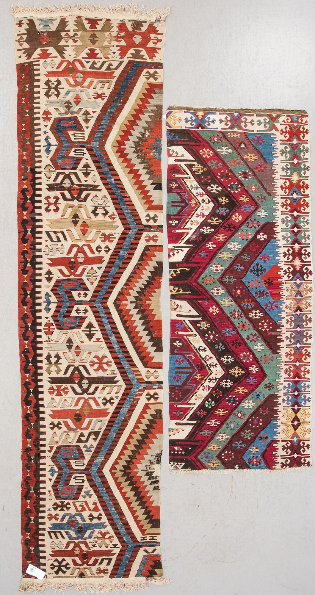 KELIM, 2 st. Anatolien. Ca 201 x 82 cm och 320 x 79 cm.