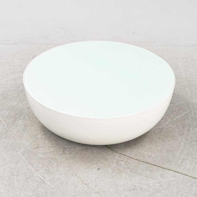 Gino Carollo' a 'Planet' glass top coffee table, Bonaldo, Italy.
