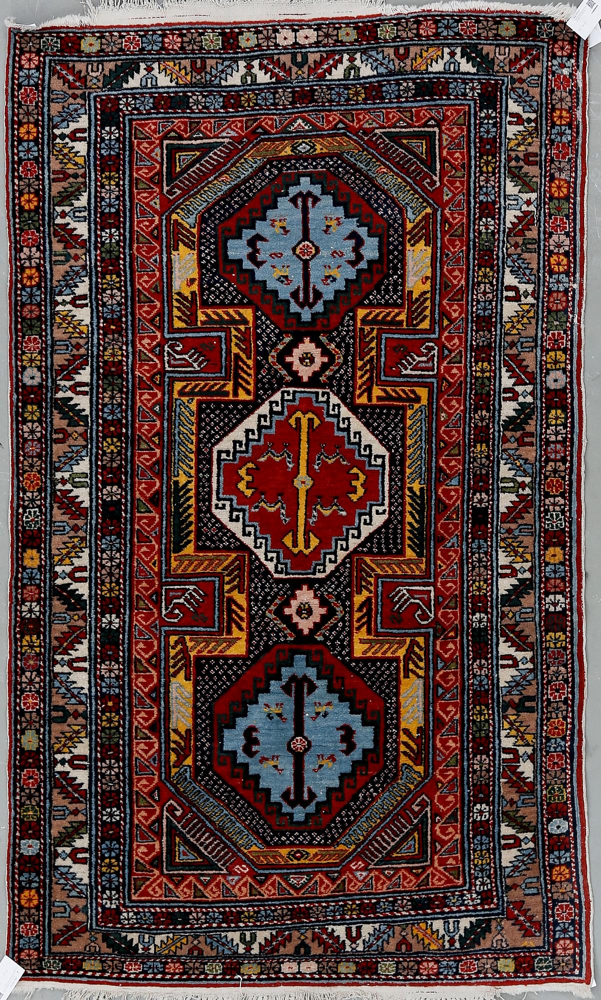 MATTA, old/semiantik Kazak, Kaukasus. Ca 178x104 cm.
