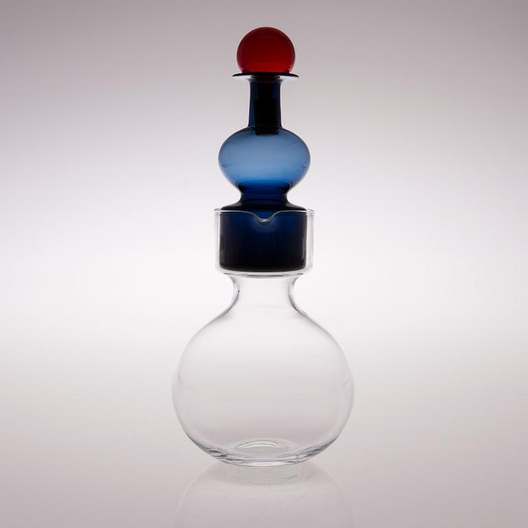 A decanter 'The Bells of Kremlin', signed Nuutajärvi, Notsjö.