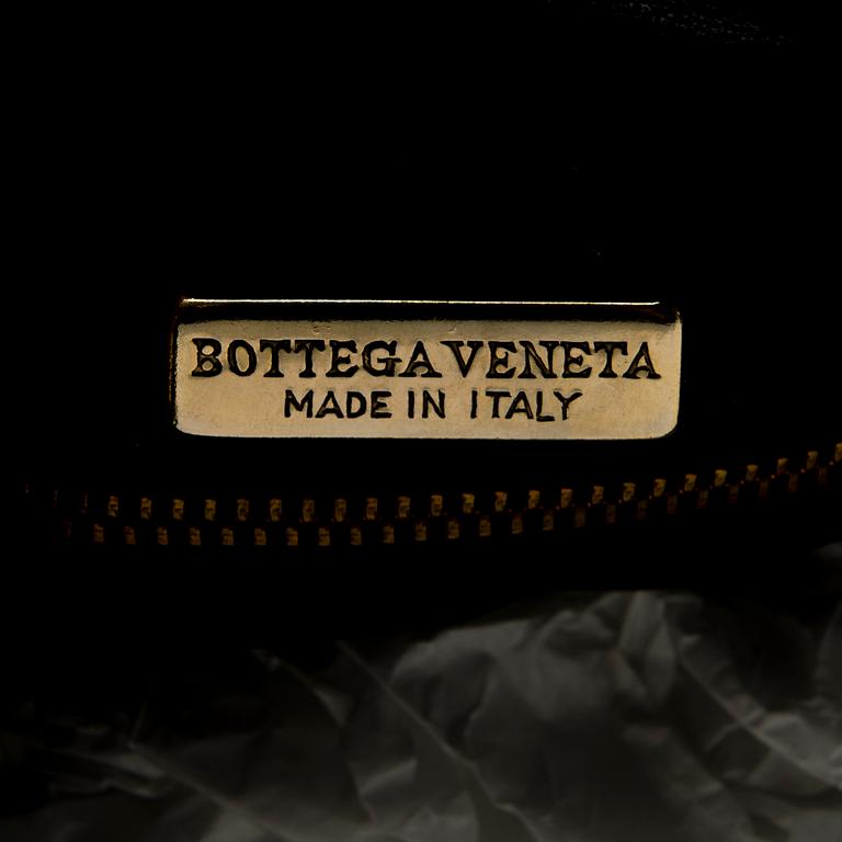 VÄSKA, Bottega Veneta.