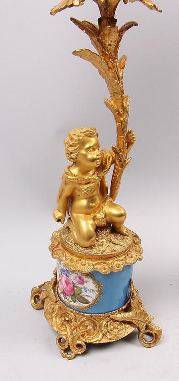 KANDELABRAR, ett par, Louis XV-stil, 1800-talets andra del.