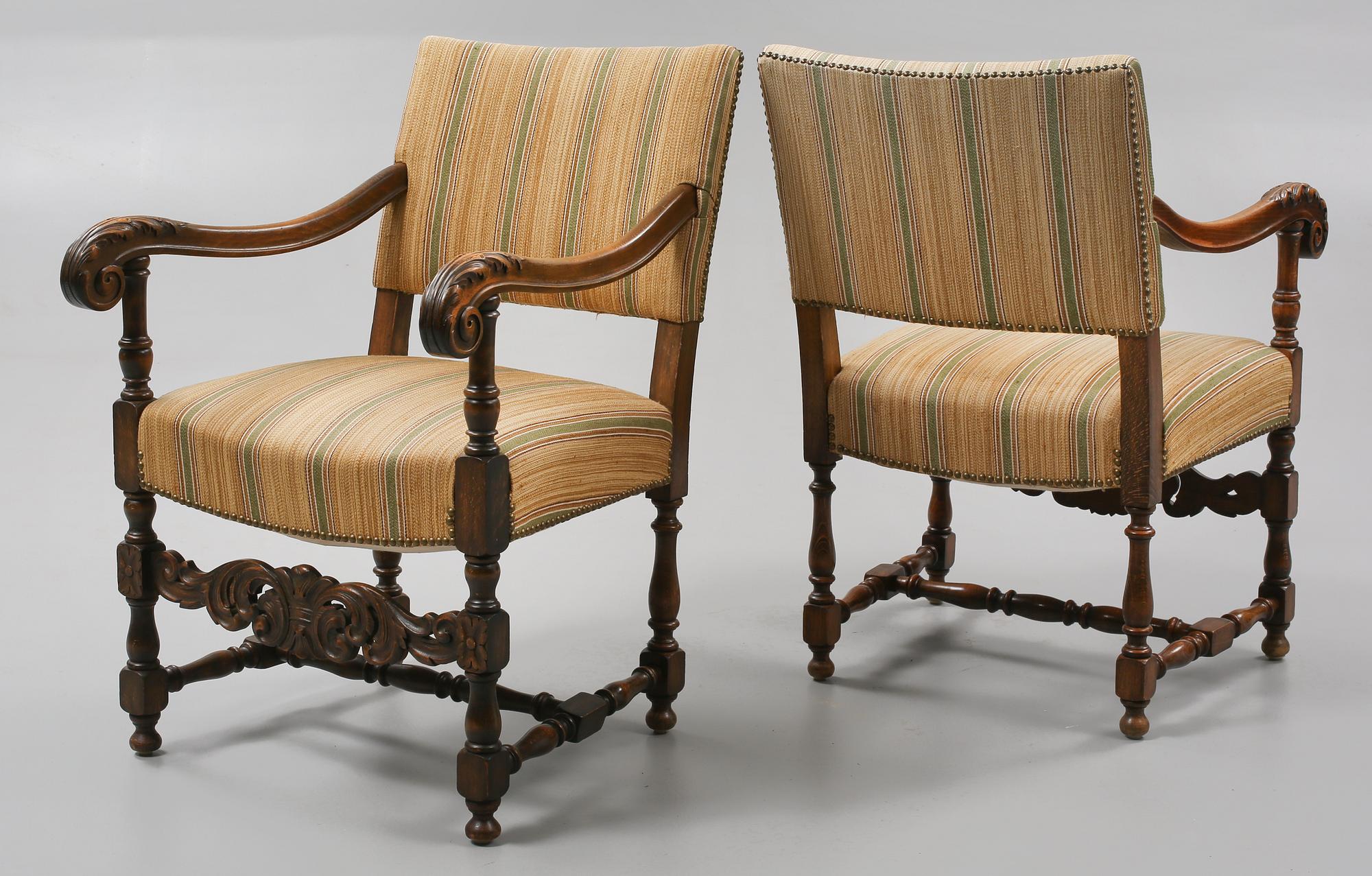 KARMSTOLAR, ett par, barockstil, omkring 1900-talets mitt.