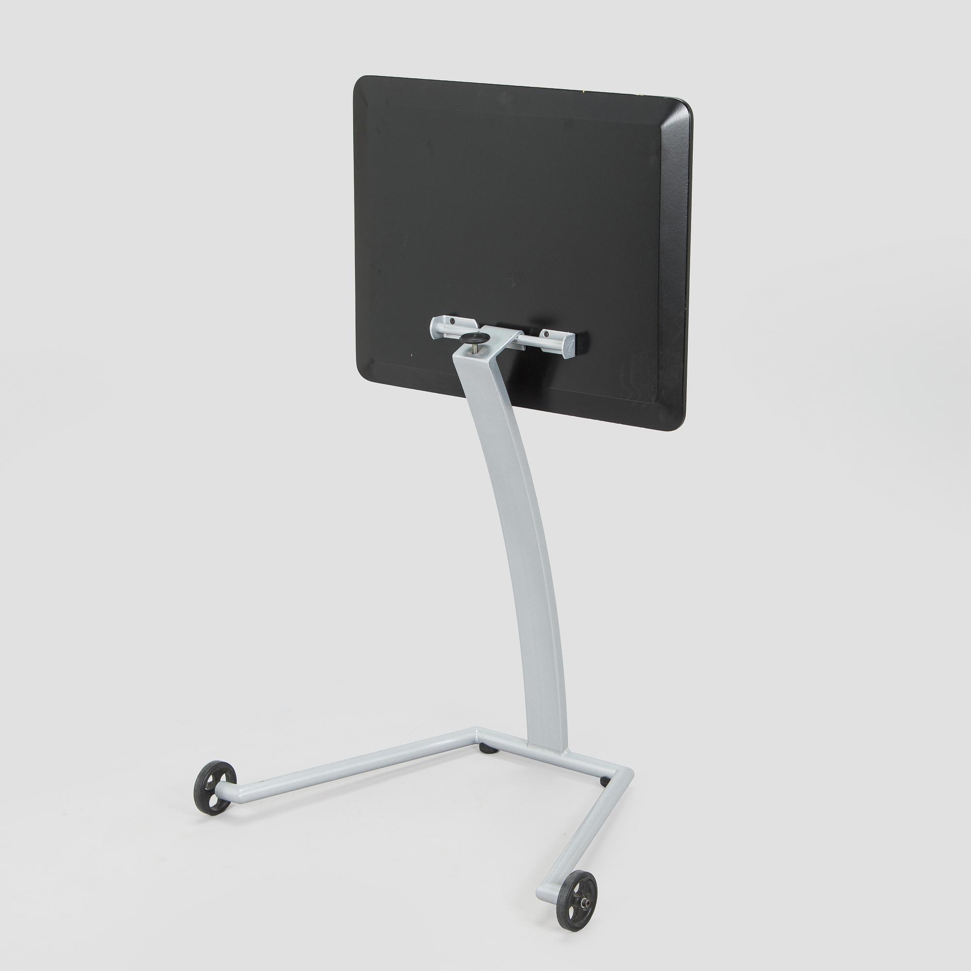 Jouni Leino, Table "Wheeler" for Inno. Jouni Leino Design Studio 2001.