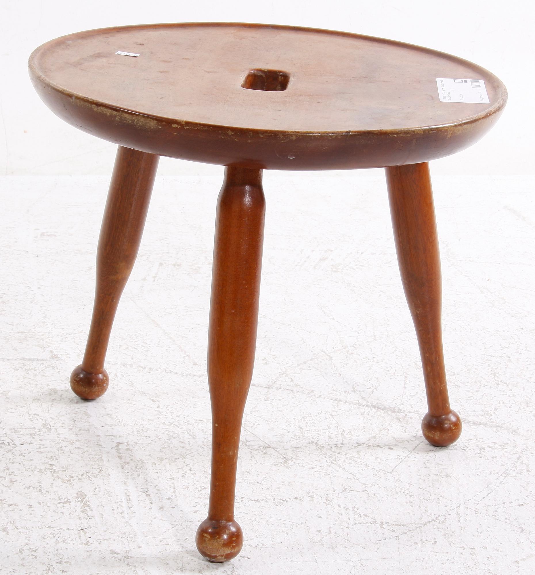 PALL, design Josef Frank, Svenskt Tenn.