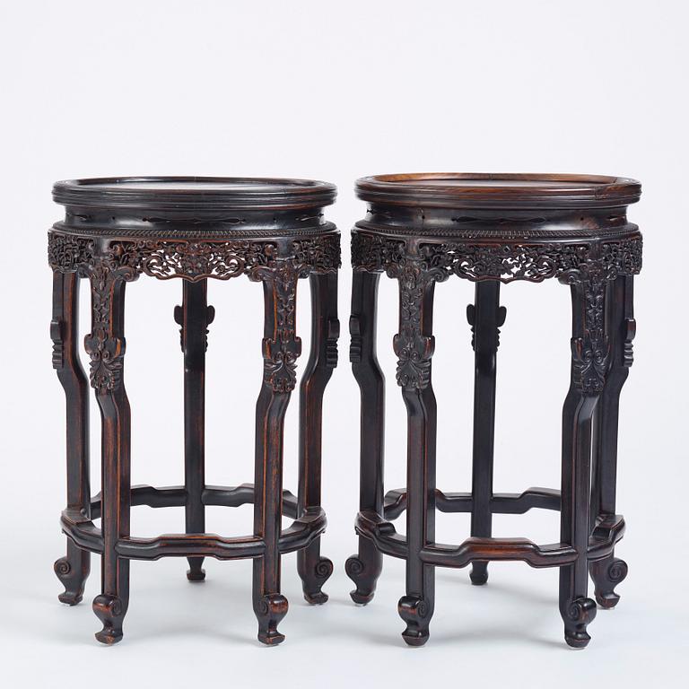 A pair of Chinese Hongmu side tables, Qing dynasty, 19th Century.