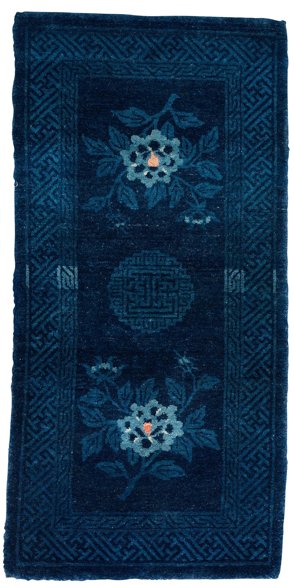 SEMI-ANTIQUE/OLD BAOTOU. 132 x 65,5 cm.