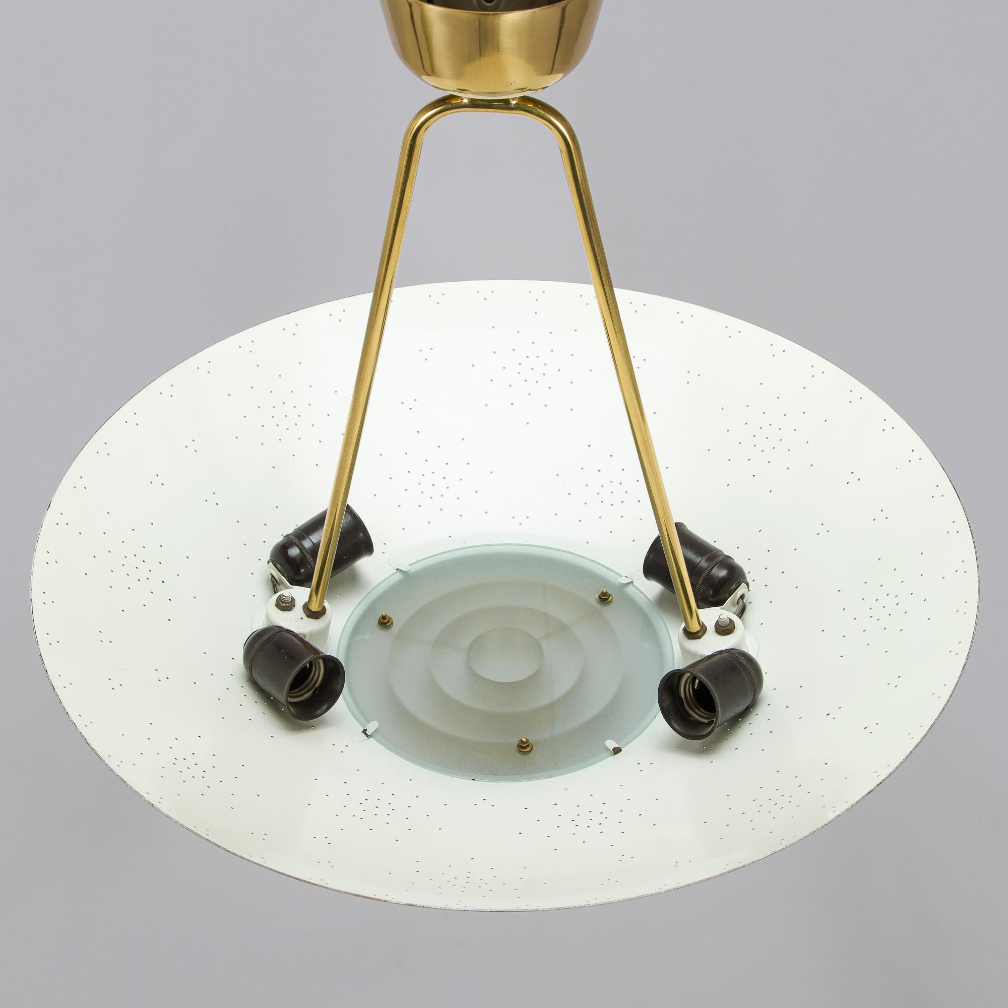 Paavo Tynell,  a mid-20th-century '9060' pendant light for Taito, Finland.
